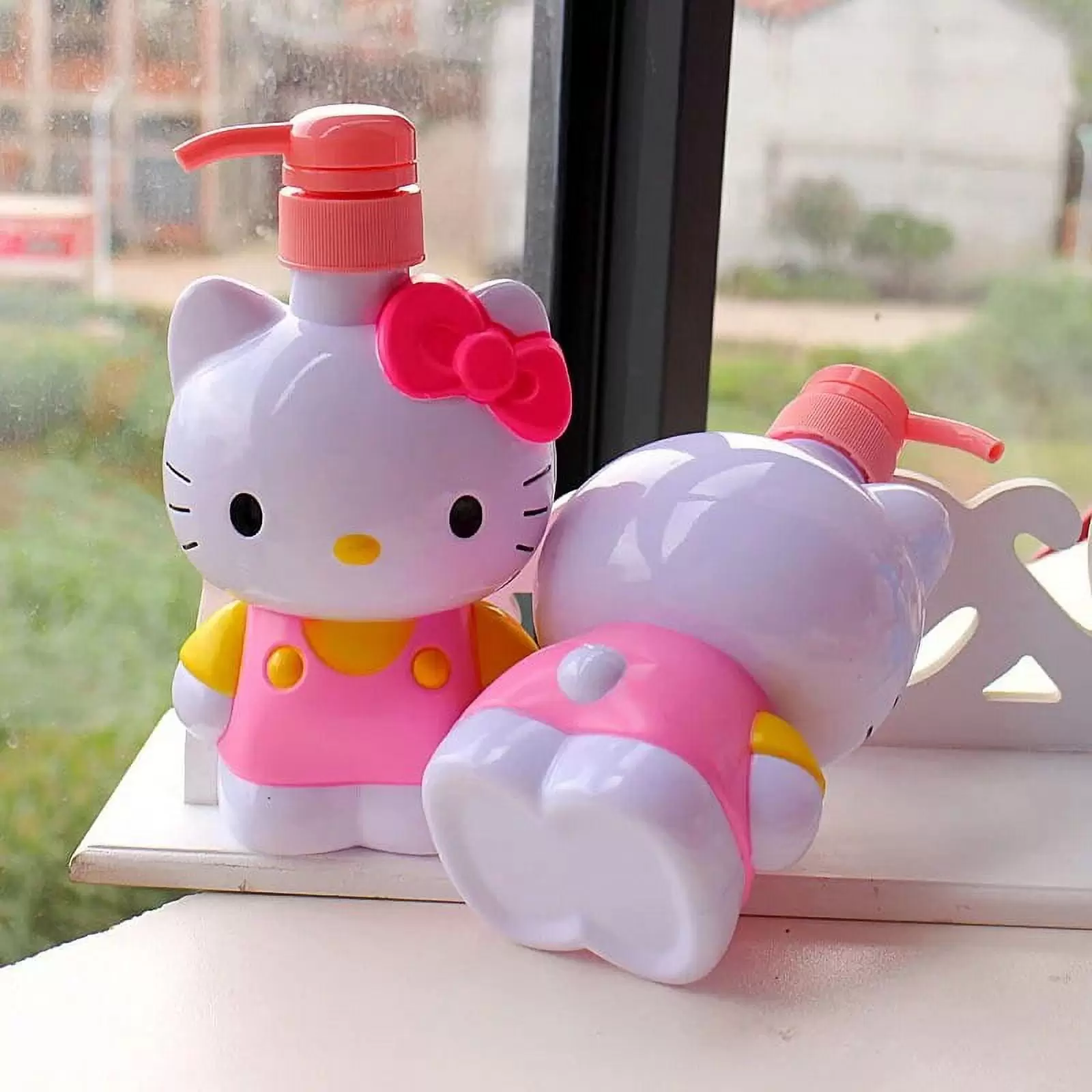 450/780ML Sanrio Cinnamoroll Kuromi Mymelody Cartoon Shampoo Conditioner Bottle Dispenser Refillable Containers for Liquid Soap