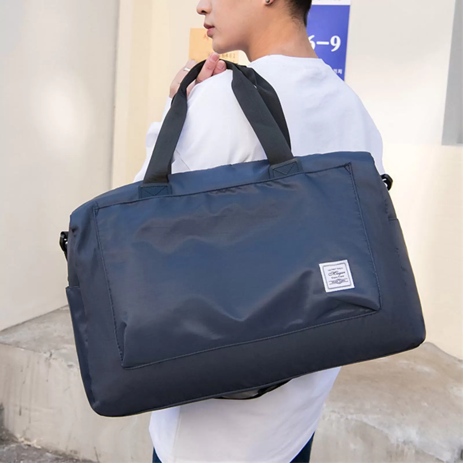 Ikohbadg Multifunctional Sports and Travel Bags with Expandable Design. Ideal for Men and Women. Spacious and Lightweight Gym Duffel Bags. Weekend Travel Essential. Stylish and Durable Sports Tote Bag